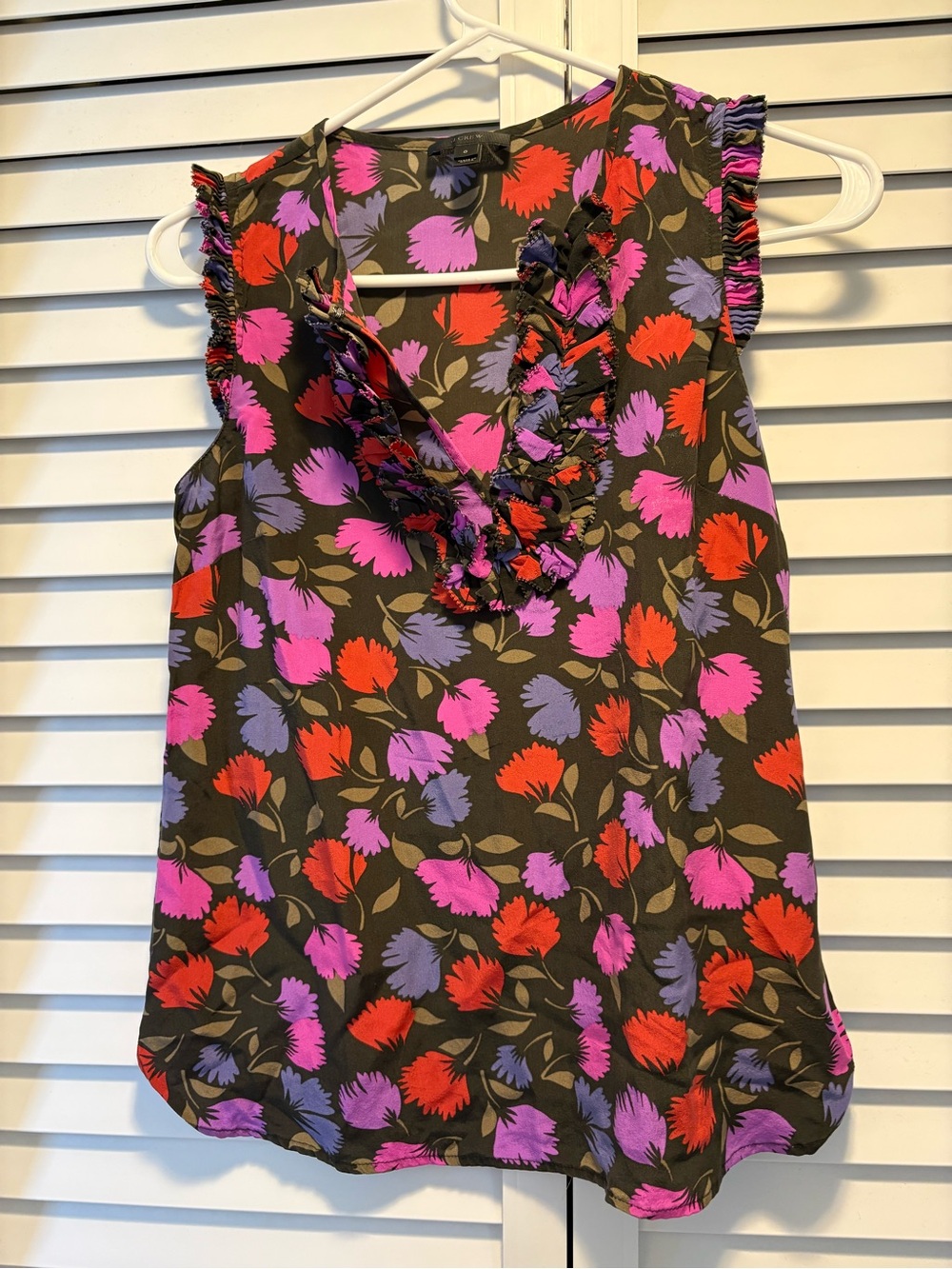 J.Crew 100% Silk Ruffle V-Neck Floral Sleeveless Blouse